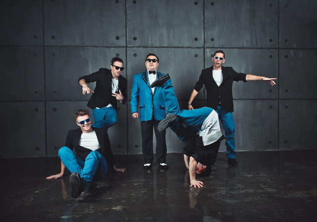 Фото Двойник PSY