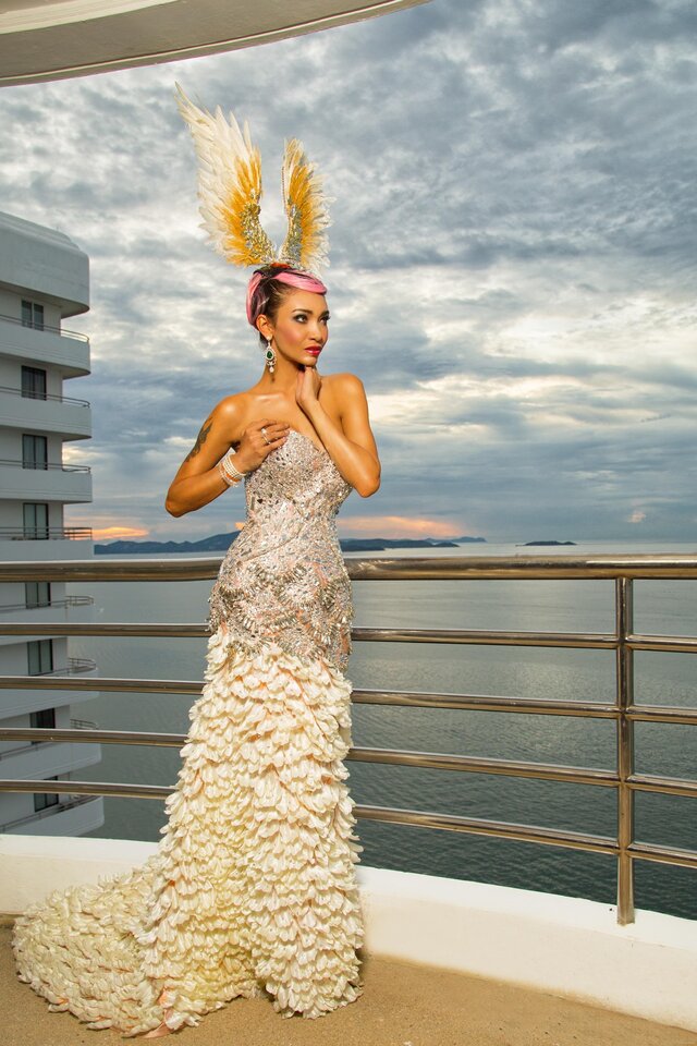 Фото Anna Mrs.Earth 2012 Rin