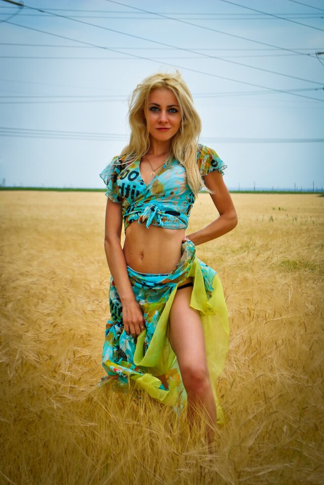 Фото Илона Anoli Кущ