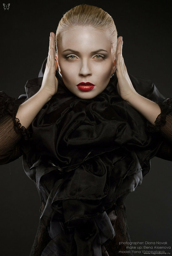 photographer Diana Novak
make up Elena Aksenova
Hair style Elena Aksenova
model Yana Vishnevskaya