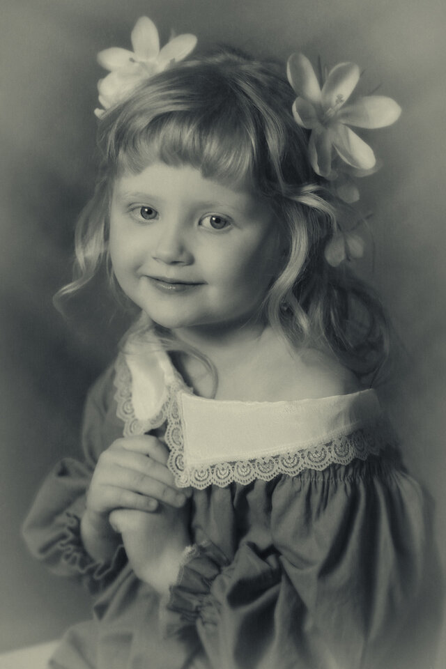 Лиза.
