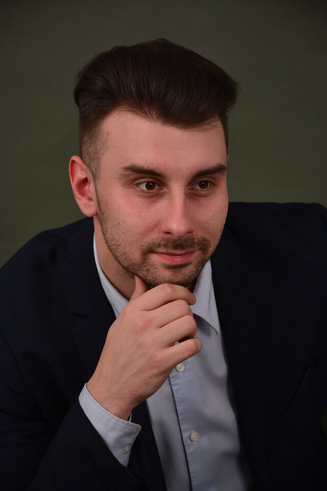 Фото Максим Захаренков