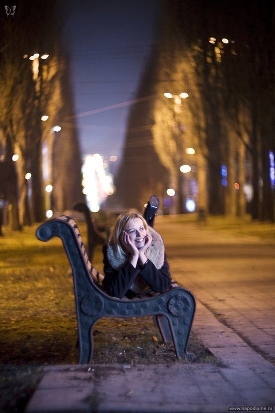 ночью ,  крыша ,  девушка , киев ,  Фотограф Макс Поречкин,   Www.mfoto.kiev.ua