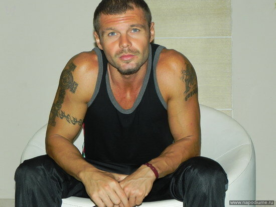 照片Leo Levan Topuridze