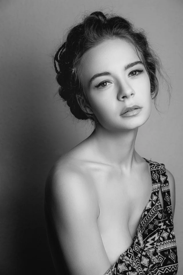 Romanova Model的照片