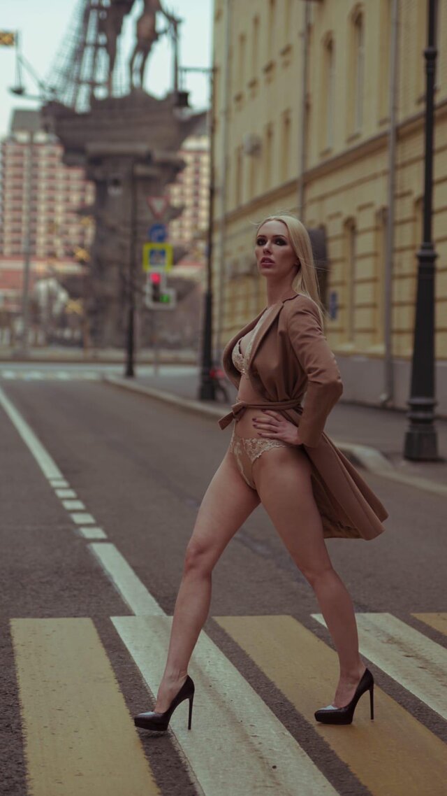 Фото Anna Delos