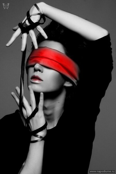 Фото Black Narcissus