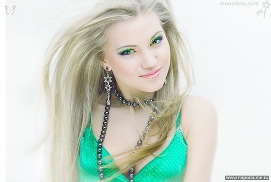 Фото | MONO LENA - http://vkontakte.ru/club10627760

Визаж | Елена Шпакова - http://vkontakte.ru/club13199216 