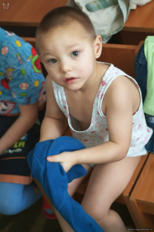 без родителей