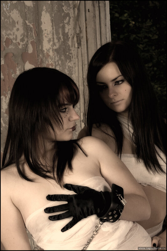 coma_white