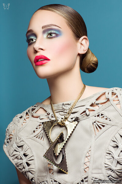 Hair Eric Williams, Stylist Davis Carrasquillo
