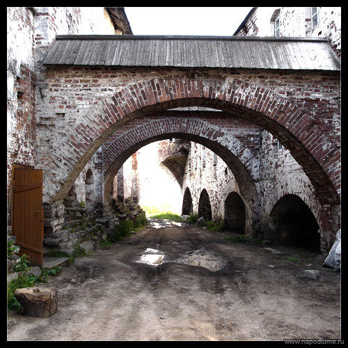 Фото Yuri Pyilyow
