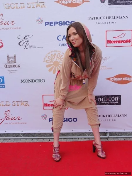 Fashion Parad показ "LoveCouture" от Алены Лурдес
