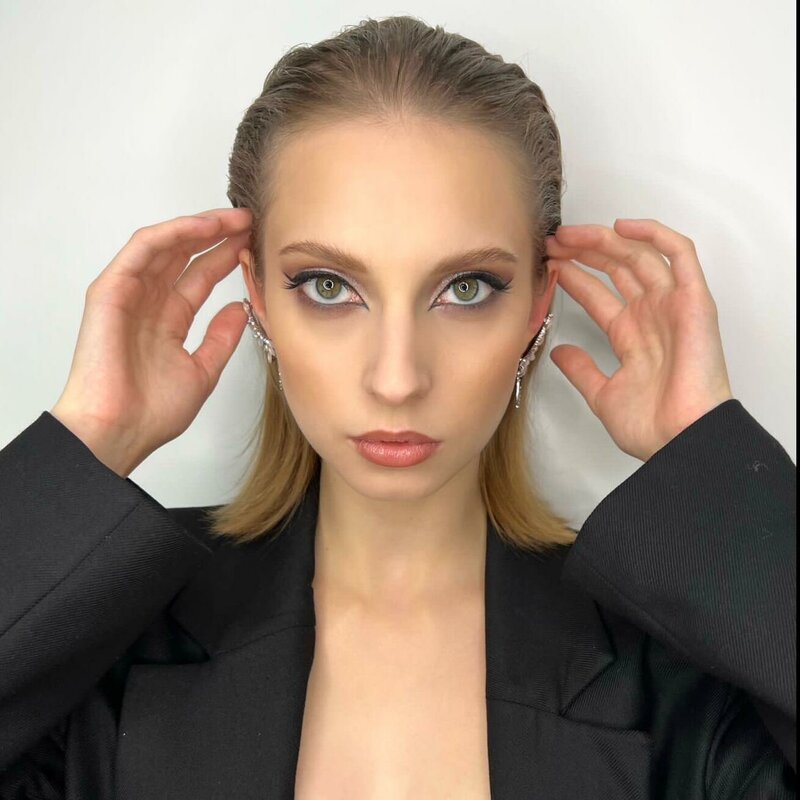 Model Julia Bak - Moscow - Podium.im